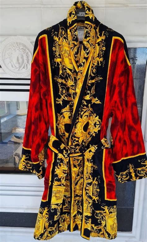 versace house robe